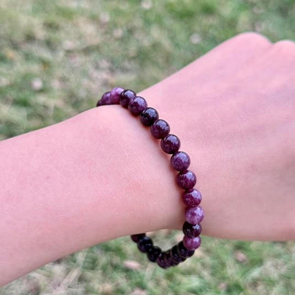 Feng Shui Wealth and Luck Bracelet with Gold Foil Five Gods Amulet-Red Agate Cinnabar Gemstone Bracelet for Prosperity, Protection & Success, Lucky Charm Gift for Men & Women